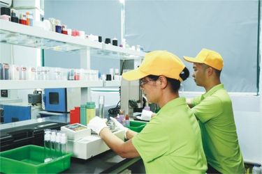 Ningbo Yolanda Spray Co., Ltd. línea de producción del fabricante